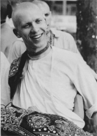 Smita Kṛṣṇa Avinaścandra